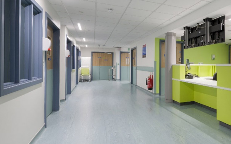 photo of great western hospitals nhs foundation trust